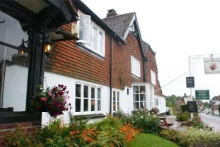 The Bear Inn And Burwash Motel Dış mekan fotoğraf