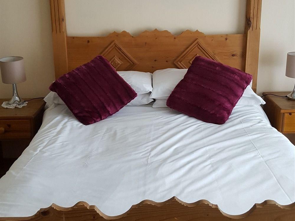 The Bear Inn And Burwash Motel Dış mekan fotoğraf
