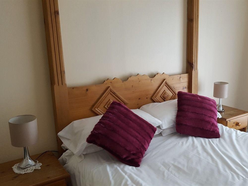 The Bear Inn And Burwash Motel Dış mekan fotoğraf