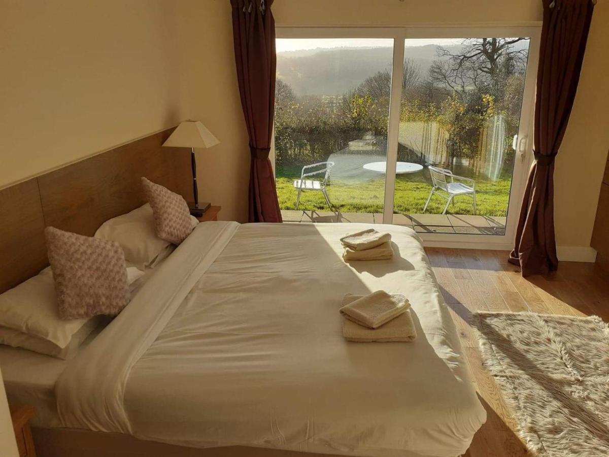 The Bear Inn And Burwash Motel Dış mekan fotoğraf