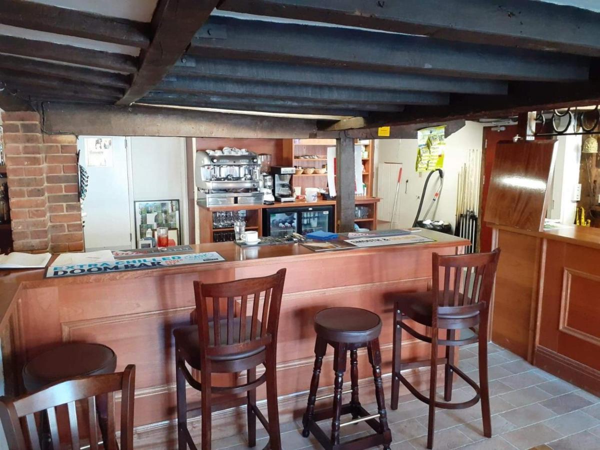 The Bear Inn And Burwash Motel Dış mekan fotoğraf